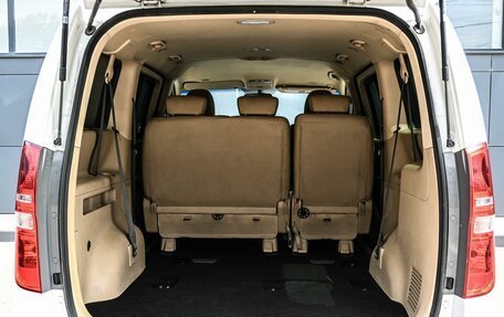 Hyundai H-1 II рестайлинг, 2019 год, 2 679 000 рублей, 21 фотография