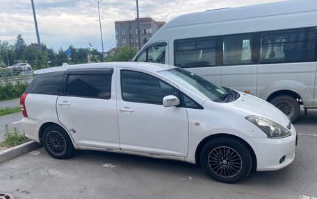Toyota Wish II, 2005 год, 720 000 рублей, 1 фотография