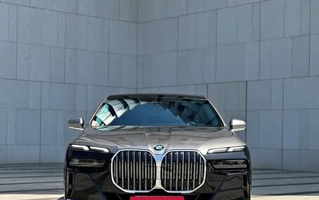 BMW 7 серия, 2023 год, 11 000 000 рублей, 3 фотография