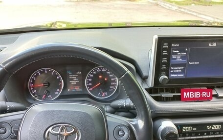 Toyota RAV4, 2019 год, 2 950 000 рублей, 7 фотография