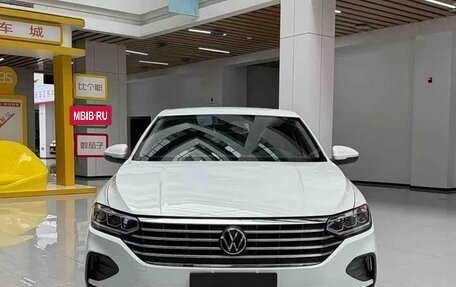 Volkswagen Lavida, 2023 год, 1 148 101 рублей, 2 фотография