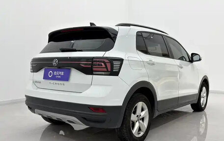 Volkswagen T-Cross I, 2021 год, 1 440 000 рублей, 6 фотография