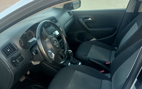 Volkswagen Polo VI (EU Market), 2011 год, 795 000 рублей, 10 фотография