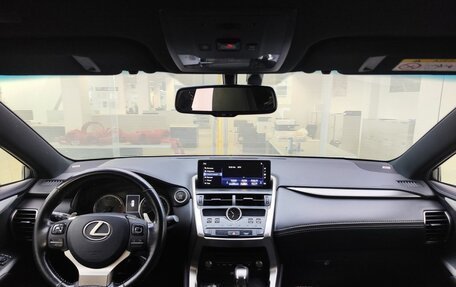 Lexus NX I, 2018 год, 3 090 000 рублей, 17 фотография