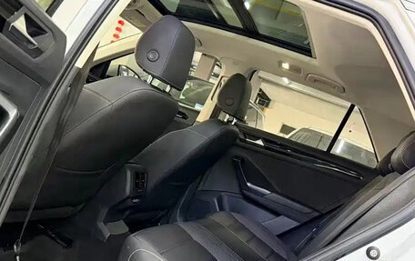 Volkswagen T-Roc I, 2022 год, 1 530 000 рублей, 6 фотография