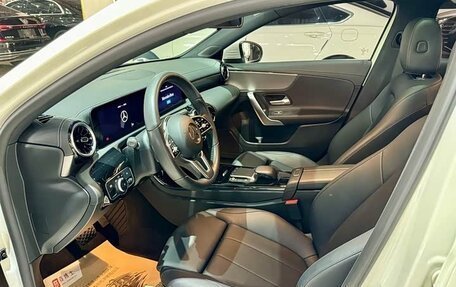 Mercedes-Benz A-Класс, 2022 год, 2 015 000 рублей, 6 фотография