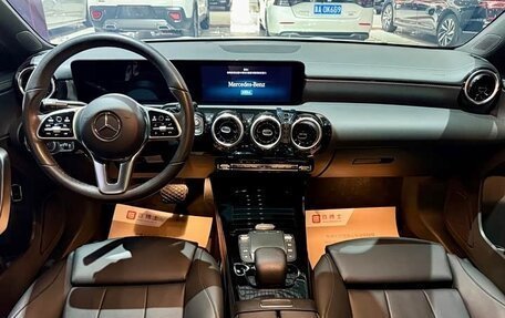 Mercedes-Benz A-Класс, 2022 год, 2 015 000 рублей, 10 фотография