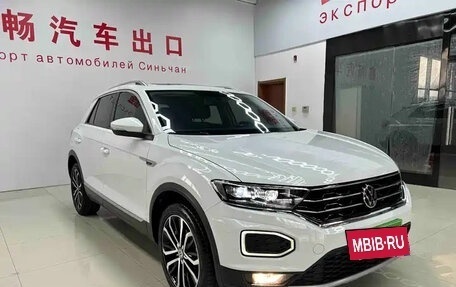 Volkswagen T-Roc I, 2022 год, 1 520 000 рублей, 3 фотография
