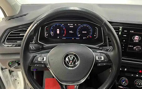 Volkswagen T-Roc I, 2022 год, 1 520 000 рублей, 8 фотография