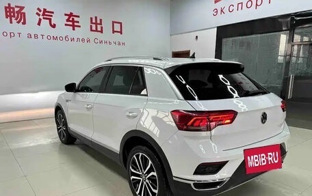 Volkswagen T-Roc I, 2022 год, 1 520 000 рублей, 4 фотография