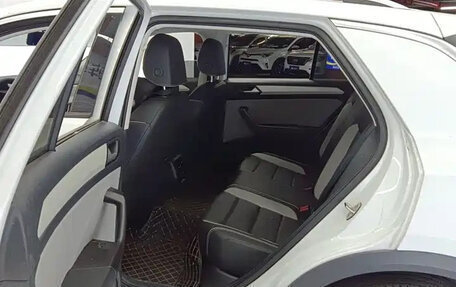 Volkswagen T-Roc I, 2022 год, 1 550 000 рублей, 5 фотография