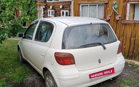 Toyota Vitz, 2002 год, 310 000 рублей, 2 фотография