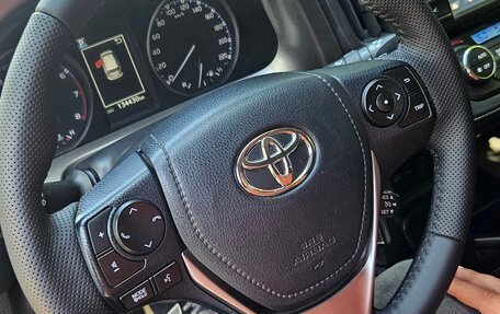Toyota RAV4, 2016 год, 2 300 000 рублей, 6 фотография