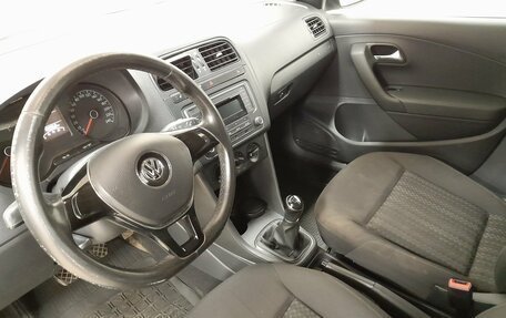 Volkswagen Polo VI (EU Market), 2017 год, 949 000 рублей, 11 фотография