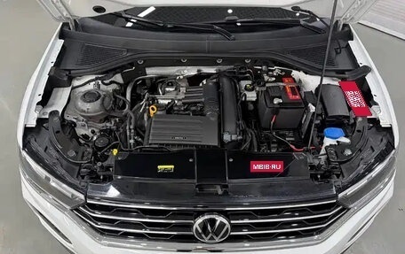Volkswagen T-Roc I, 2022 год, 1 580 000 рублей, 12 фотография