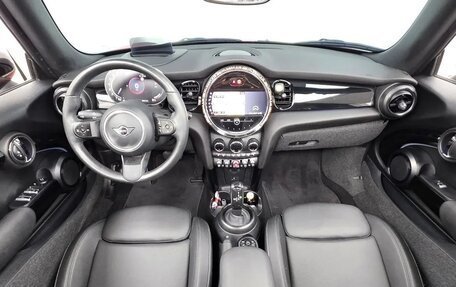 MINI Cabrio, 2023 год, 2 560 000 рублей, 7 фотография
