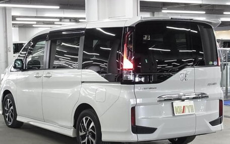 Honda Stepwgn IV, 2021 год, 1 620 700 рублей, 8 фотография