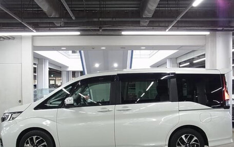 Honda Stepwgn IV, 2021 год, 1 620 700 рублей, 9 фотография