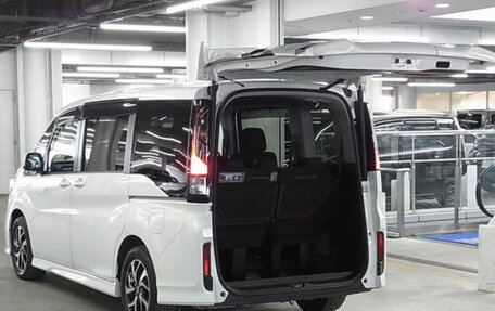 Honda Stepwgn IV, 2021 год, 1 620 700 рублей, 6 фотография
