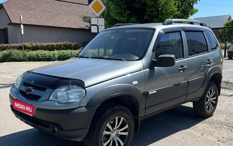 Chevrolet Niva I рестайлинг, 2011 год, 445 000 рублей, 1 фотография