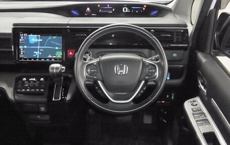Honda Stepwgn IV, 2021 год, 1 620 700 рублей, 30 фотография