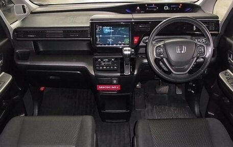 Honda Stepwgn IV, 2021 год, 1 620 700 рублей, 31 фотография