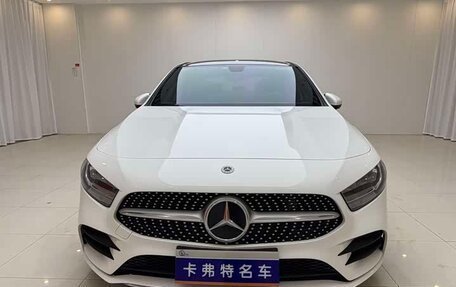 Mercedes-Benz A-Класс, 2022 год, 1 550 000 рублей, 2 фотография