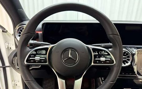 Mercedes-Benz A-Класс, 2022 год, 1 550 000 рублей, 12 фотография