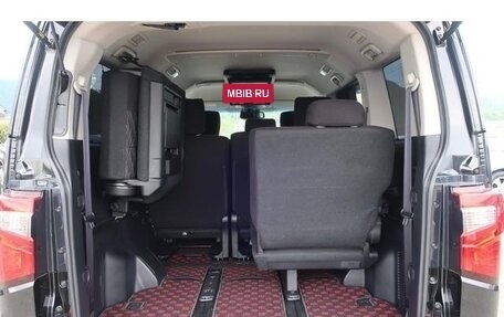 Mitsubishi Delica D:5 I, 2023 год, 2 720 000 рублей, 30 фотография
