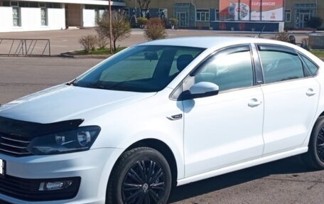 Volkswagen Polo VI (EU Market), 2017 год, 1 195 000 рублей, 1 фотография