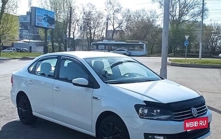 Volkswagen Polo VI (EU Market), 2017 год, 1 195 000 рублей, 2 фотография