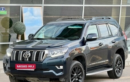 Toyota Land Cruiser Prado 150 рестайлинг 2, 2018 год, 5 900 000 рублей, 4 фотография