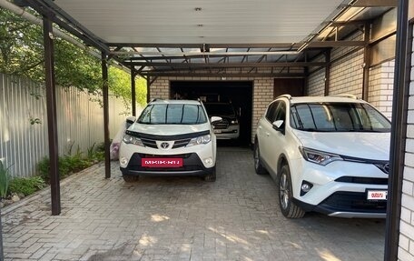 Toyota RAV4, 2012 год, 2 399 000 рублей, 10 фотография
