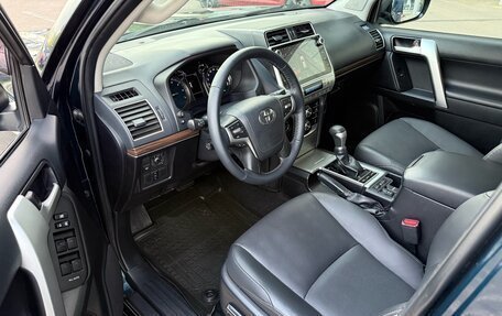 Toyota Land Cruiser Prado 150 рестайлинг 2, 2018 год, 5 900 000 рублей, 19 фотография