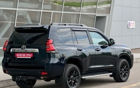 Toyota Land Cruiser Prado 150 рестайлинг 2, 2018 год, 5 900 000 рублей, 8 фотография
