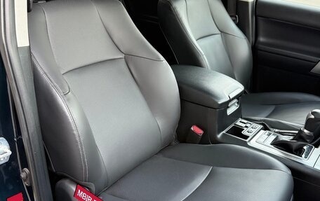 Toyota Land Cruiser Prado 150 рестайлинг 2, 2018 год, 5 900 000 рублей, 18 фотография