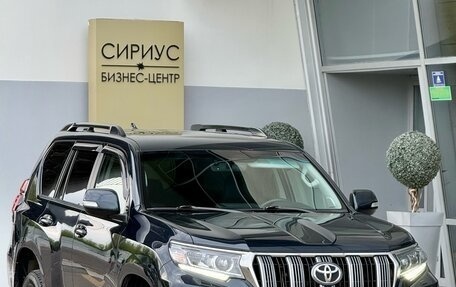 Toyota Land Cruiser Prado 150 рестайлинг 2, 2018 год, 5 900 000 рублей, 11 фотография