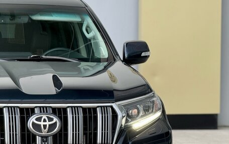 Toyota Land Cruiser Prado 150 рестайлинг 2, 2018 год, 5 900 000 рублей, 35 фотография
