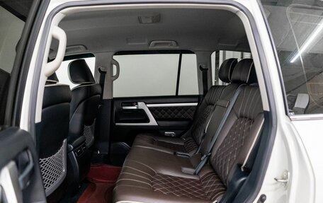 Toyota Land Cruiser 200, 2016 год, 6 360 000 рублей, 8 фотография