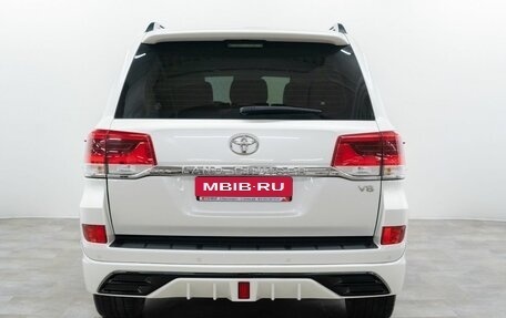 Toyota Land Cruiser 200, 2016 год, 6 360 000 рублей, 5 фотография