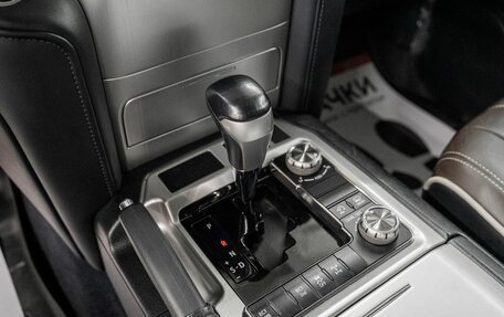 Toyota Land Cruiser 200, 2016 год, 6 360 000 рублей, 16 фотография