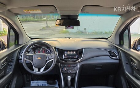 Chevrolet Trax, 2022 год, 1 030 000 рублей, 7 фотография