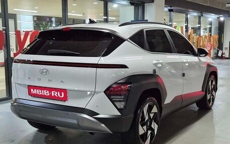 Hyundai Kona, 2023 год, 2 230 000 рублей, 5 фотография