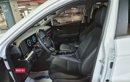 Hyundai Kona, 2023 год, 2 230 000 рублей, 8 фотография