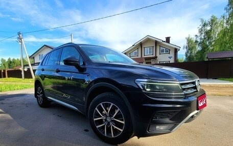 Volkswagen Tiguan II, 2019 год, 2 560 000 рублей, 1 фотография