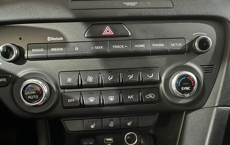 KIA Sportage IV рестайлинг, 2020 год, 2 490 000 рублей, 13 фотография