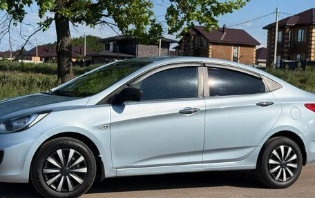 Hyundai Solaris II рестайлинг, 2011 год, 599 000 рублей, 10 фотография