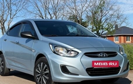 Hyundai Solaris II рестайлинг, 2011 год, 599 000 рублей, 18 фотография