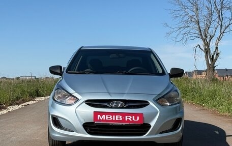 Hyundai Solaris II рестайлинг, 2011 год, 599 000 рублей, 20 фотография