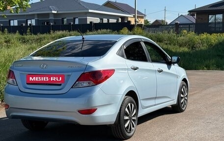 Hyundai Solaris II рестайлинг, 2011 год, 599 000 рублей, 25 фотография